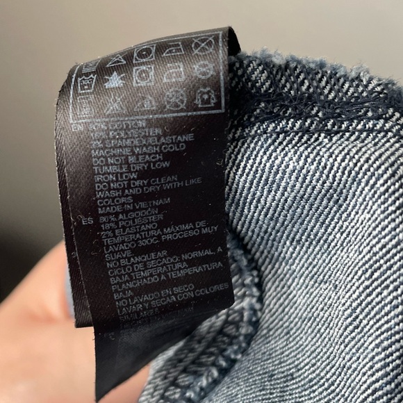 Forever 21 plus size acid wash look jeans size 16 - Picture 6 of 6